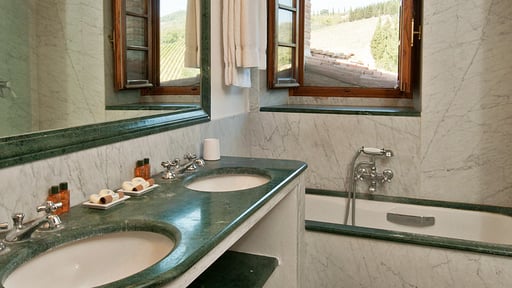 Villa Casavecchia 8 Bedroom 4