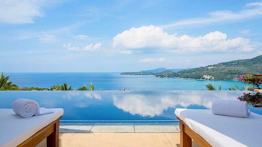 Villa Cascade Swimming pool