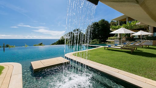 Villa Cascade Swimming pool