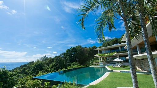 Villa Cascade Swimming pool