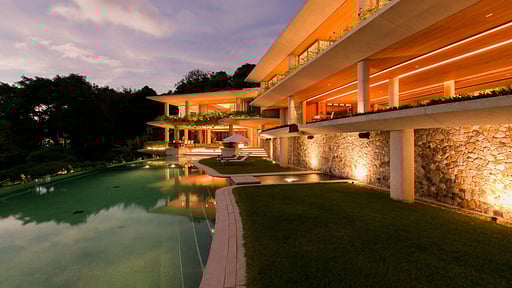 Villa Cascade Swimming pool