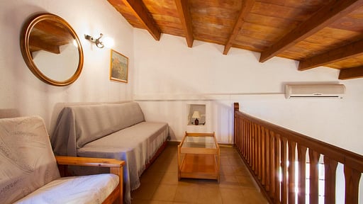 Villa Castleton Others