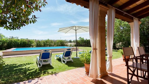 Villa Castleton Swimming pool