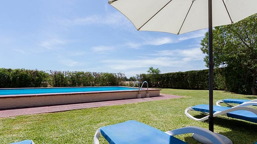 Villa Castleton Swimming pool