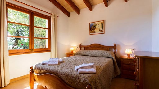 Villa Castleton Bedroom 1