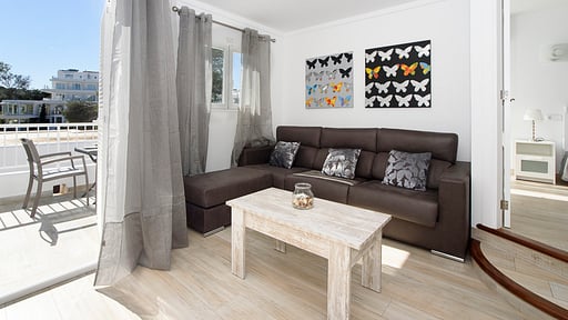 Cati Apartamento 5 Playa D'or Wohnbereich