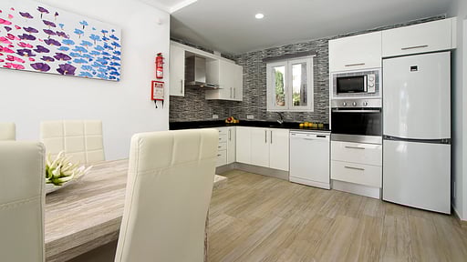 Cati Apartamento 5 Playa D'or Küche