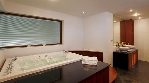 Villa Cattleya 10 Bedroom 1