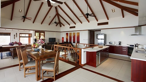 Villa Cattleya 10 Dining area