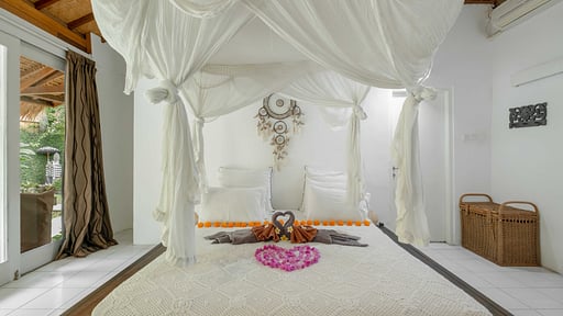Image 3 of Villa Celeste