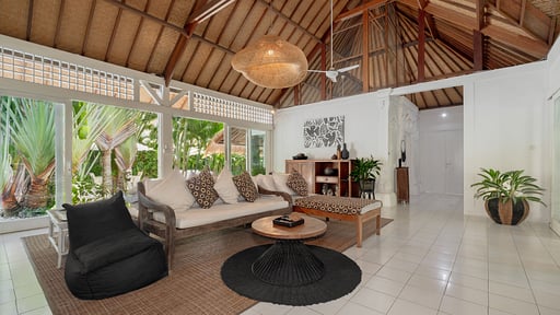 Villa Celeste Living room