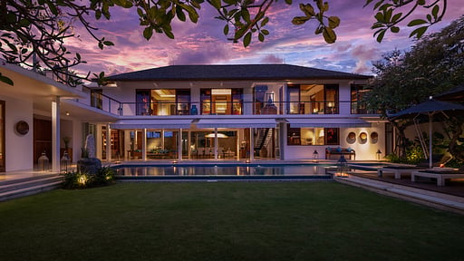 Villa Cendrawasih Piscina