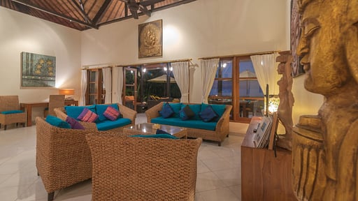 Villa Cerah Lovina Living room