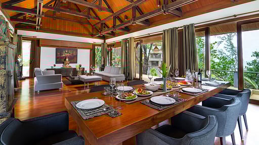 Villa Chada Dining area 