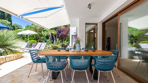 Villa Chaleta Ocho Dining area