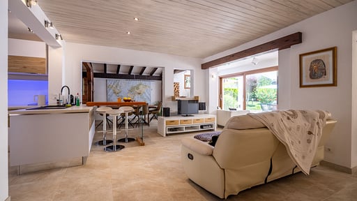 Villa Chaleta Ocho Living room 1