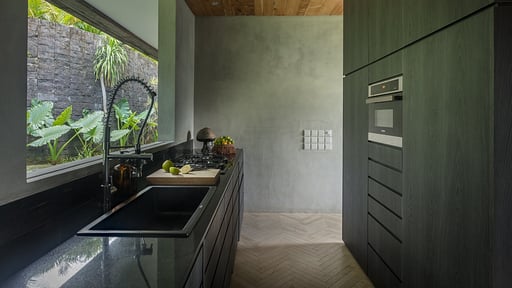 Villa Chameleon Kitchen