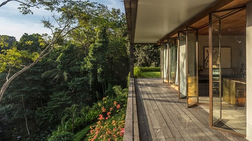 Villa Chameleon Others