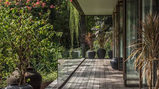 Villa Chameleon Others