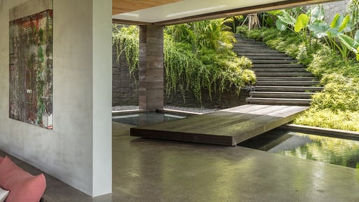 Villa Chameleon Others