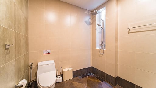 V223 Chamnan Villa Camera da letto 1