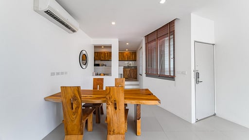 V223 Chamnan Villa Zona pranzo