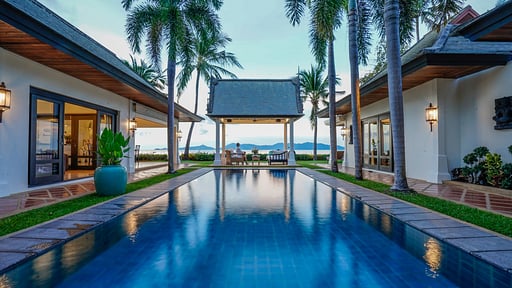 Villa Champak Piscina