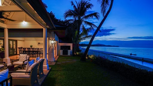 Villa Champak Jardín