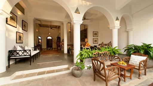 Villa Chandolu Терраса/веранда