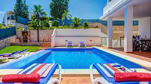 Villa Chiki Swimming pool