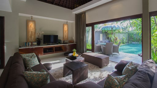 Villa Chimera Green Living room