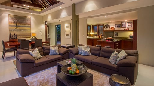 Villa Chimera Green Living room