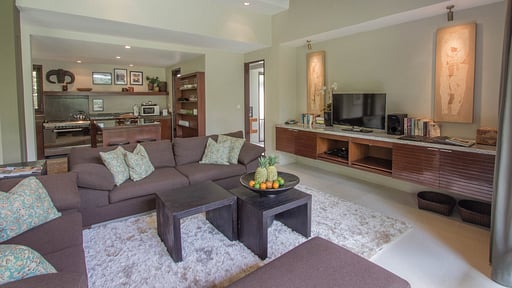 Villa Chimera Green Living room