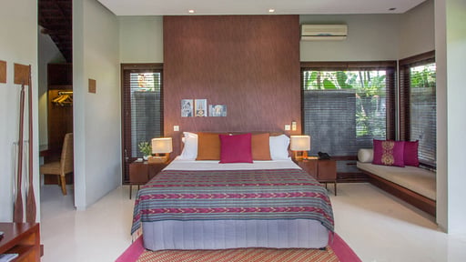 Villa Chimera Orange Bedroom 2