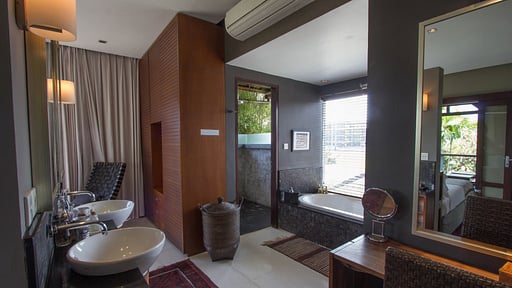 Villa Chimera Tiga Bedroom 2