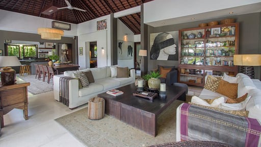Villa Chimera Tiga Living room