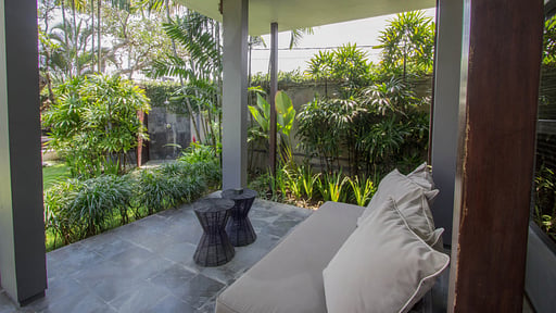 Villa Chimera Tiga Terrace/Veranda