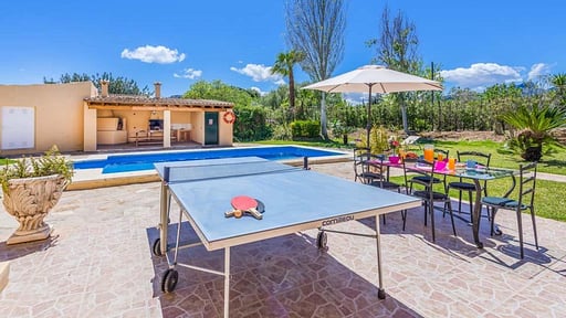 Villa Chincera Table tennis