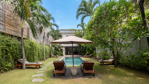 Villa Chocolat 5 Swimming pool 2