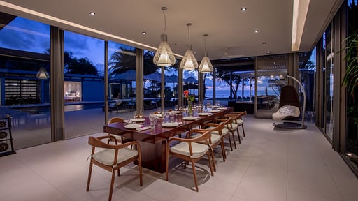 Villa Cielo Dining area