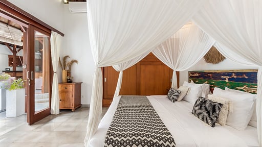 Villa Cinta Bedroom 1