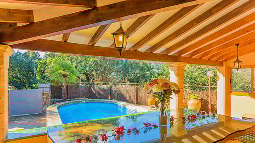 Villa Ciutada Dining area