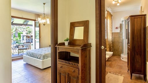 Villa Claire de Lune Bedroom 2