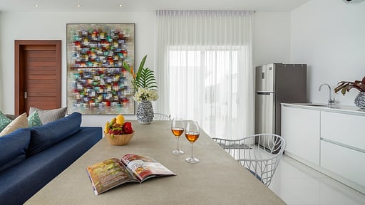 Villa Claire Обеденная зона