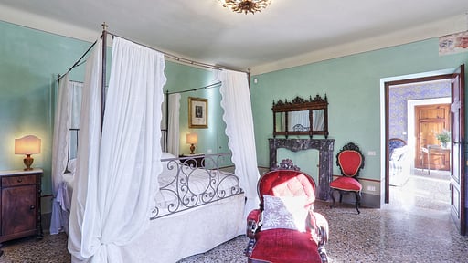 Villa Clara 12 Bedroom 1