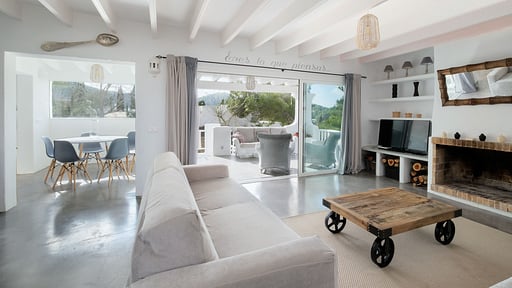 Villa Clara Living room
