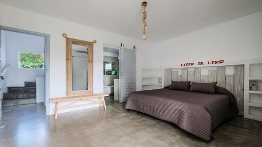 Villa Clara Bedroom 1