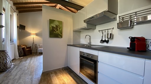 Villa Claudia Tuscany Kitchen 2