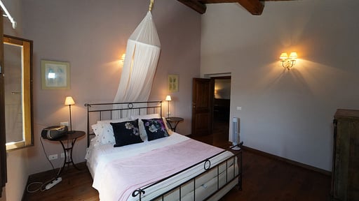 Villa Claudia Tuscany Bedroom 1
