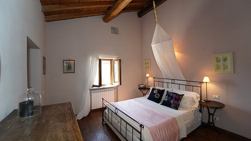 Villa Claudia Tuscany Bedroom 1